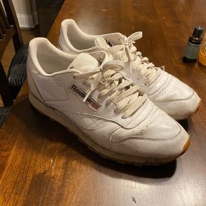 Men’s Reebok sneakers